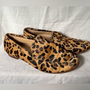 Women’s Banana Republic Size 6.5 Leopard Faux Fur Loafer